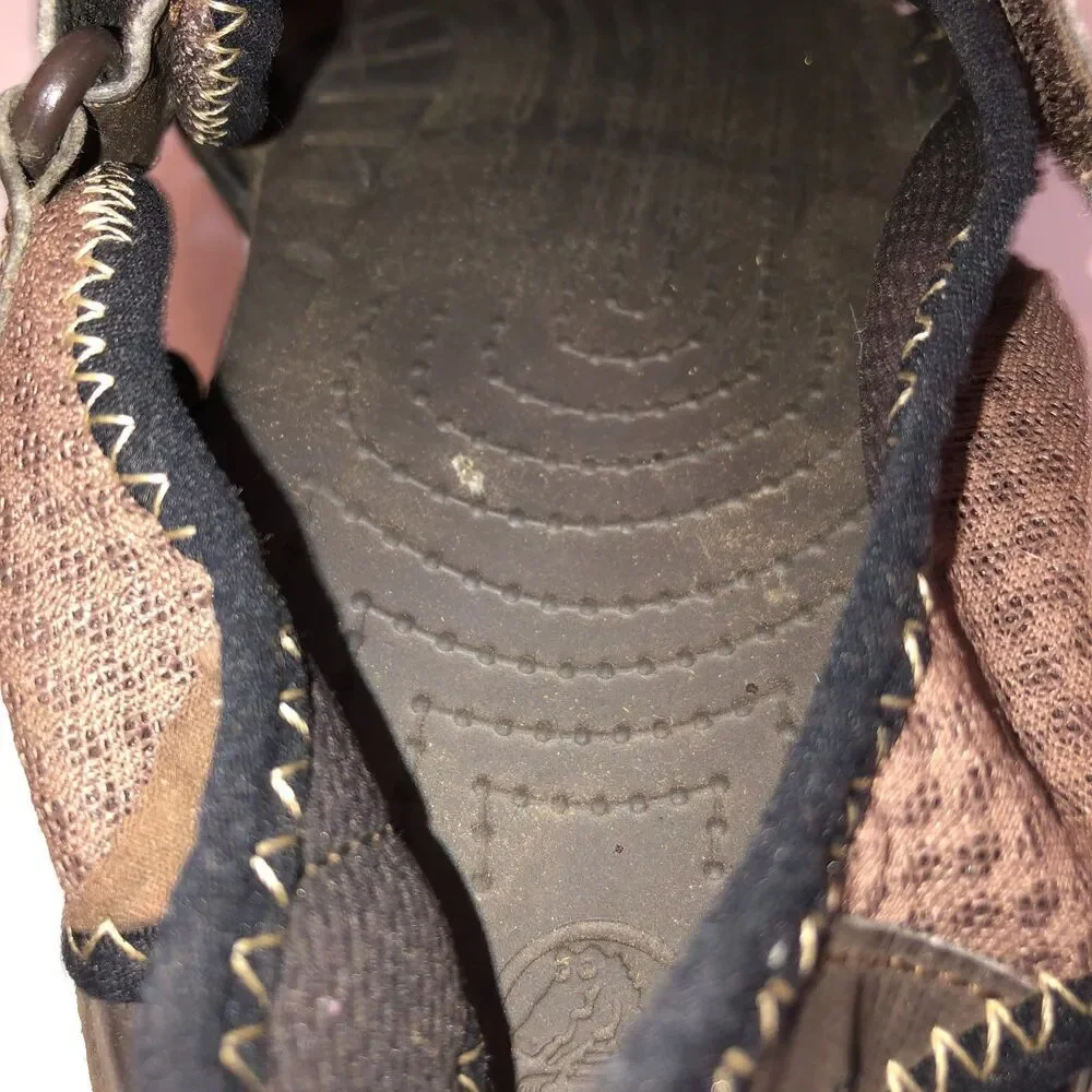 Crocs Mens Size 10 Brown Black Swiftwater Fisherman Mesh Deck Sandals Shoes